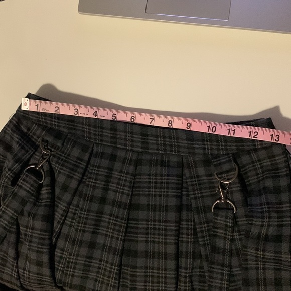 Hot Topic Plaid Suspenders Pleated Mini Skirt - Picture 8 of 9